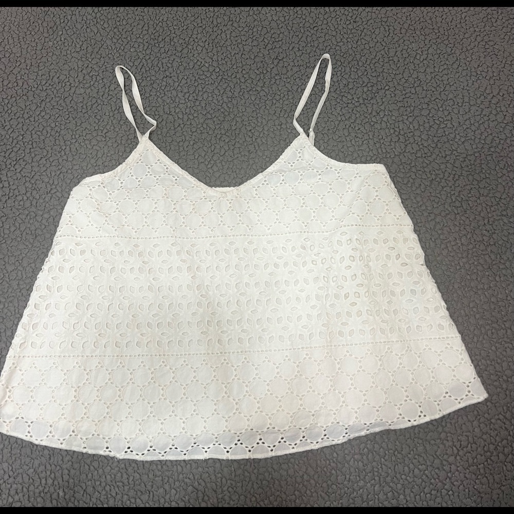 Eyelet lace Crop top